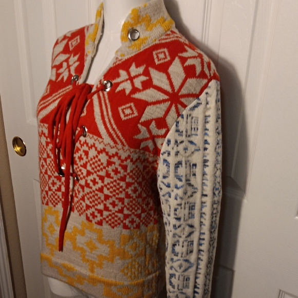 BDG Rian Lace-Up Sweater In Multi-red Color - Picture 5 of 11